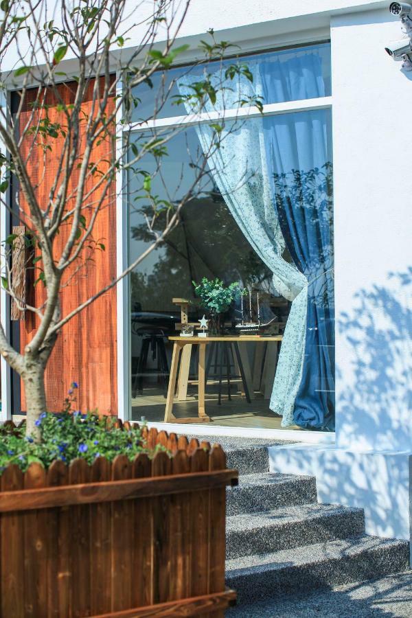 Admiring Island Apartment Tainan Exterior photo